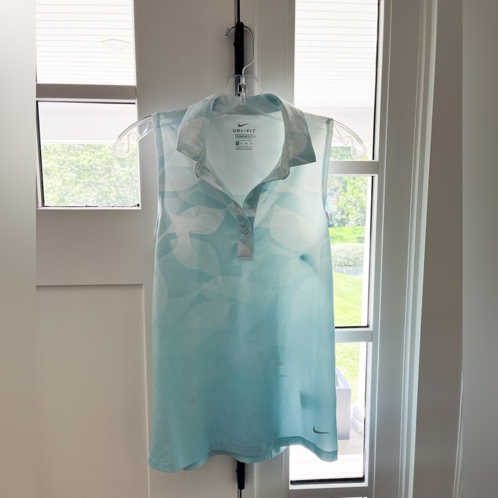 Woman’s DRI-FIT golf polo